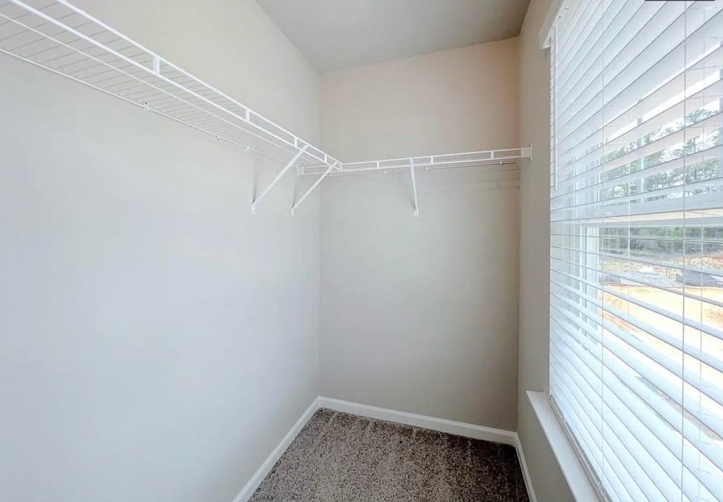 Building Photo - 257 Whitetail Cir