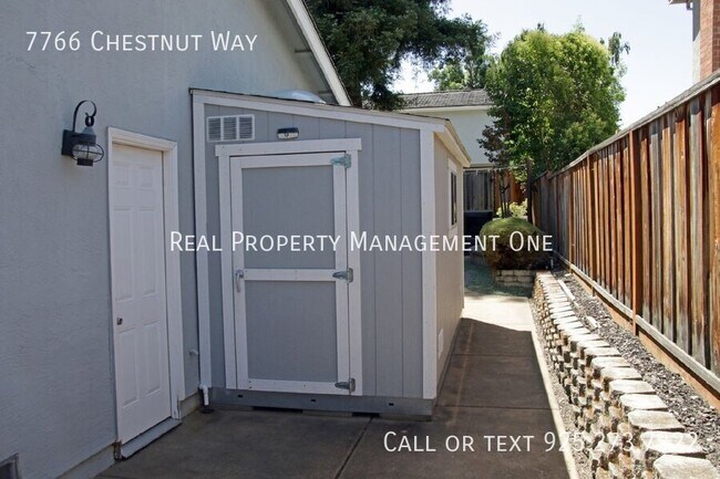 Building Photo - 7766 Chestnut Way