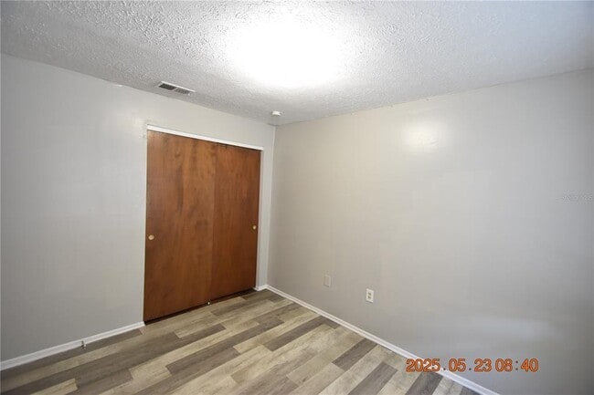 Building Photo - 10405 N Arden Ave