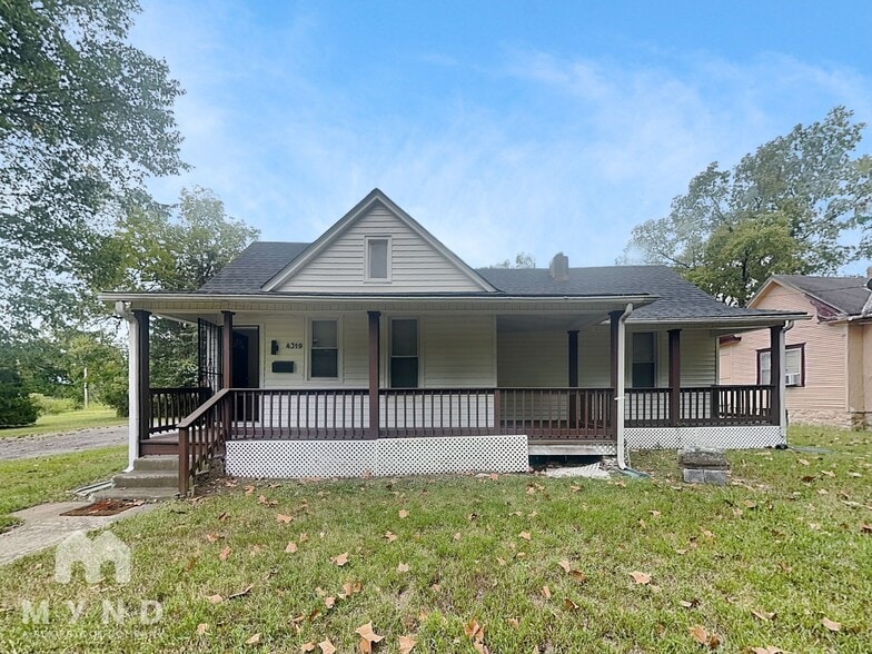 Primary Photo - 4319 E 56th St