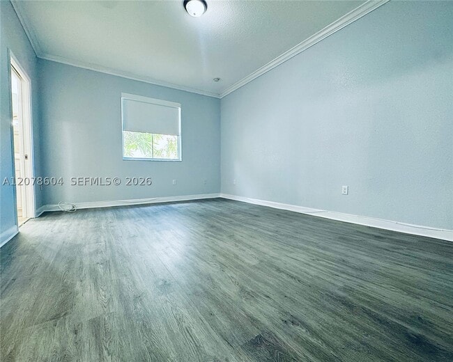 Building Photo - 1035 NE 207th Terrace