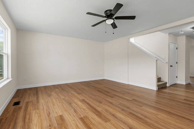 Building Photo - 11256 Tea Olive Dr