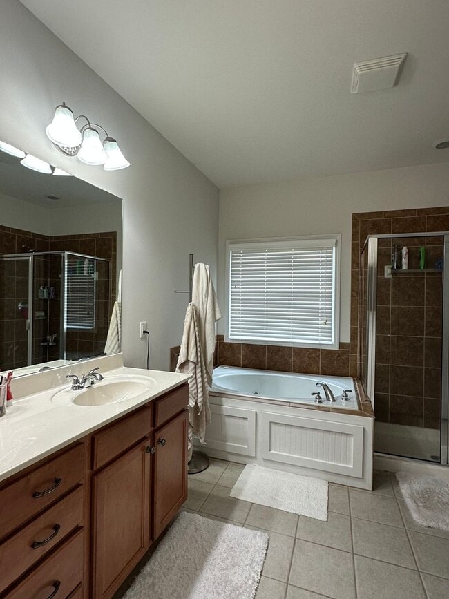 Building Photo - Gorgeous Home for Rent in Sought-after Suw...