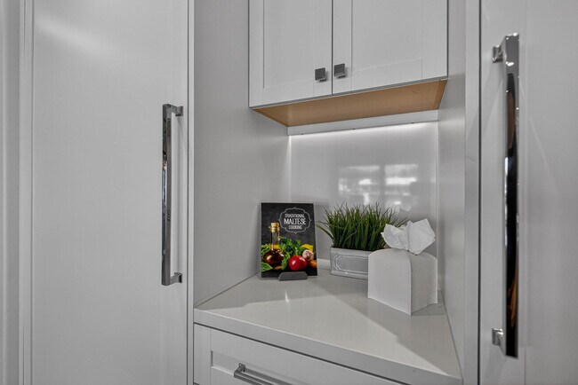 Building Photo - 3109 NE 42nd Ct