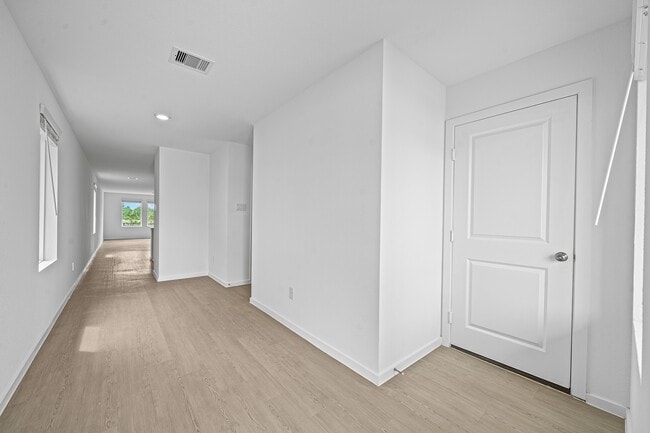 Building Photo - 3084 Sunset Glory Dr