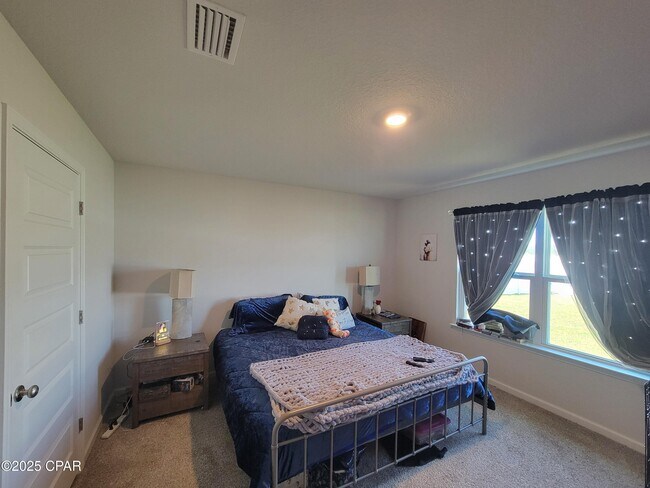 Building Photo - 6417 Bellavia Ln