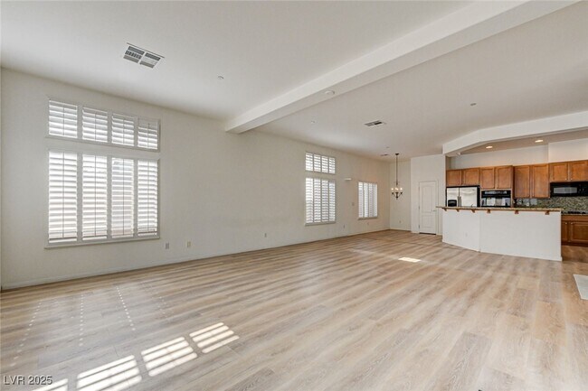 Building Photo - 8031 Pavarotti Ave