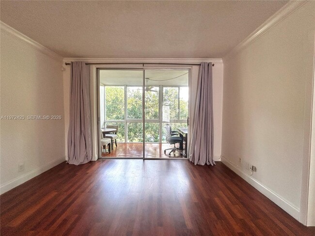 Building Photo - 6005 Del Lago Cir