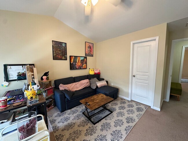 Building Photo - 1855 Candlewood Ct