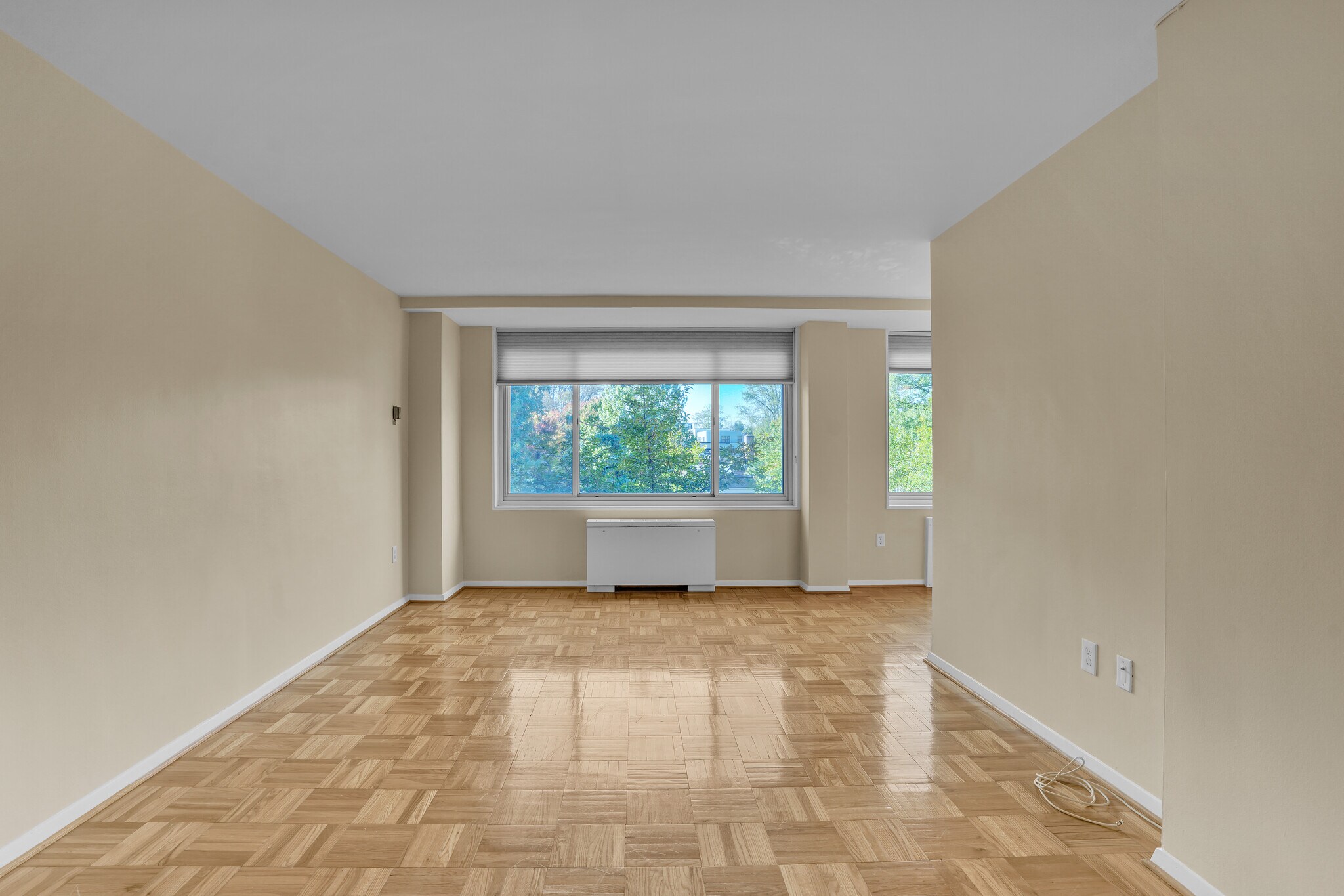 Building Photo - 4000 Tunlaw Rd NW