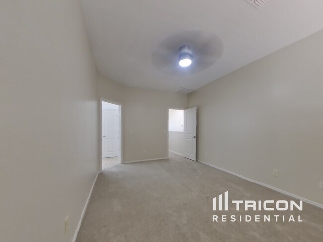 Building Photo - 22507 N 31st Ave