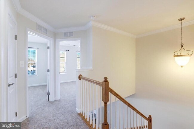 Building Photo - 25767 Double Bridle Terrace