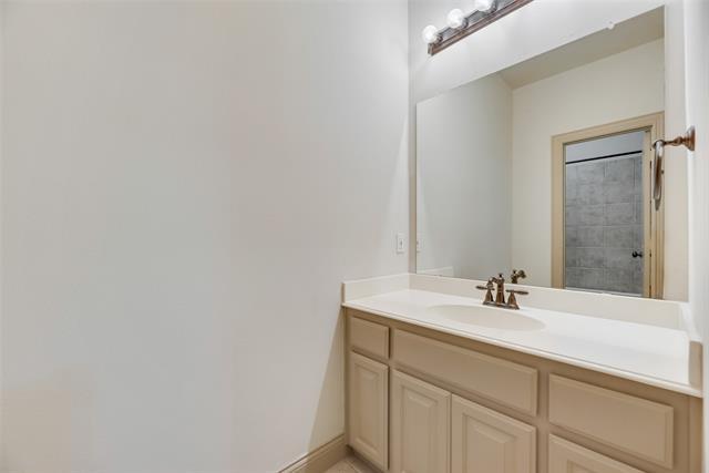 Building Photo - 2137 Langdon Dr