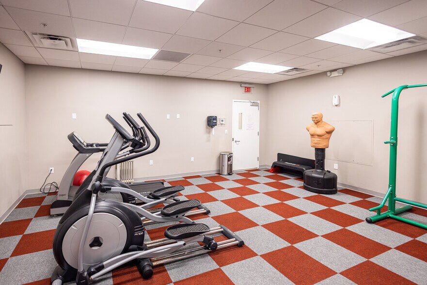 Building Photo - 308 Columbus Ave