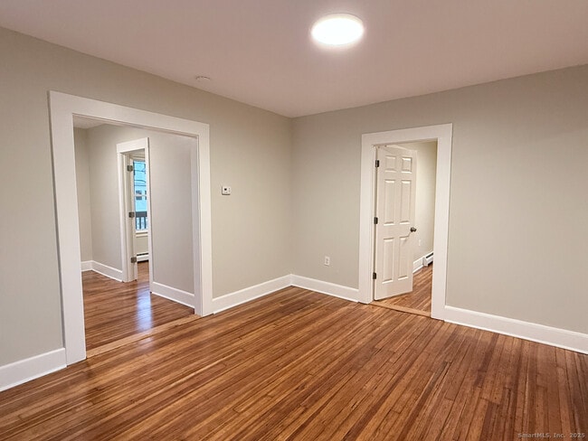 Building Photo - 69 South St