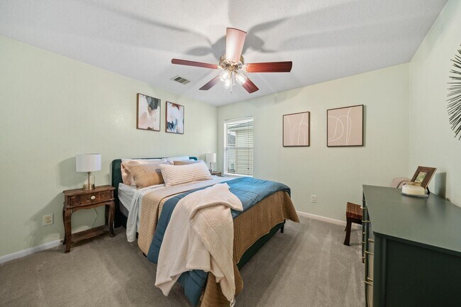 Building Photo - 2903 Valiant Scene Ct