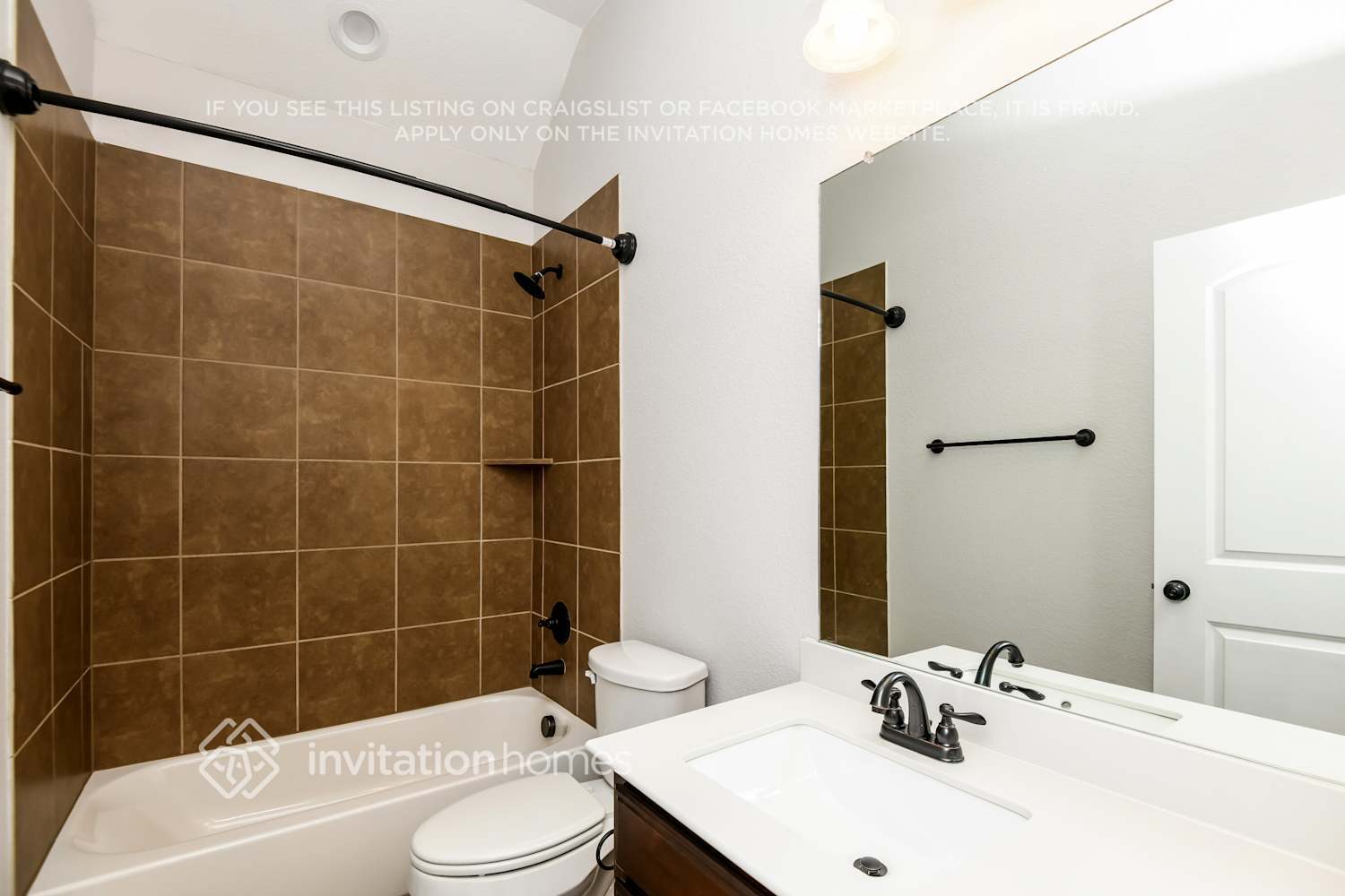 Building Photo - 212 Buckskin Dr