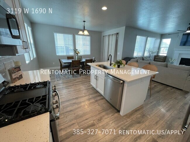 Building Photo - 3119 W 1690 N