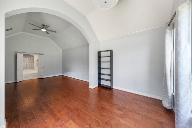 Building Photo - 5450 Faircreek Ln