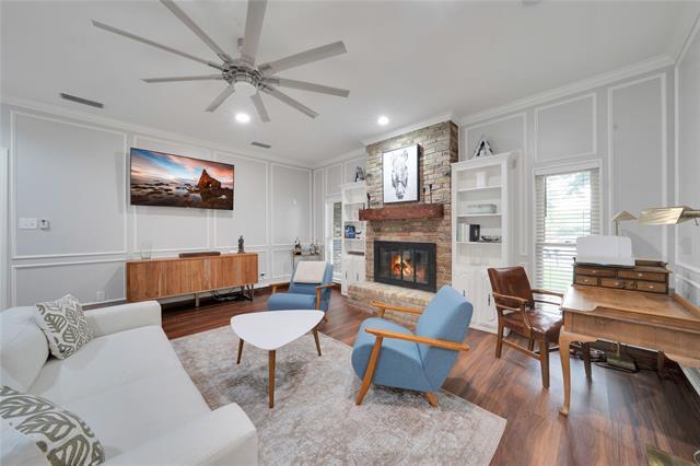 Building Photo - 2227 Timberwood