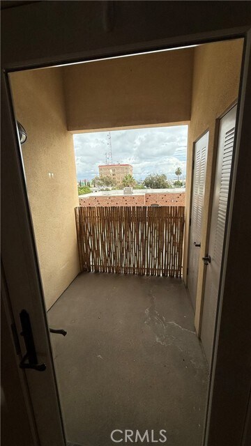 Building Photo - 255 W 7th St