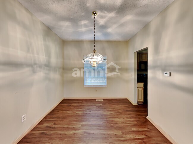 Building Photo - 7938 Windrift Pl
