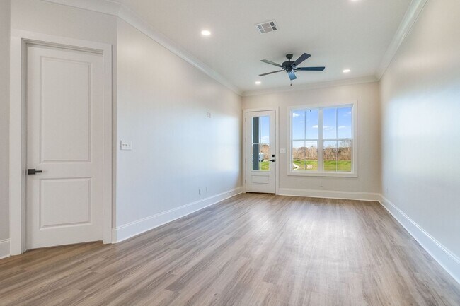 Building Photo - Brand New Single Story Townhome in Gated Community