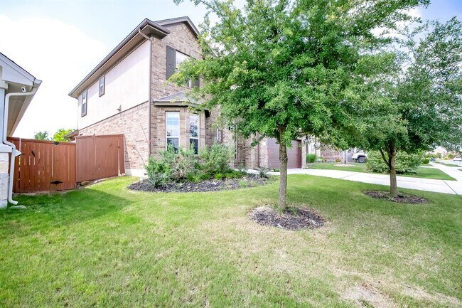 Building Photo - 2723 Enza Ct