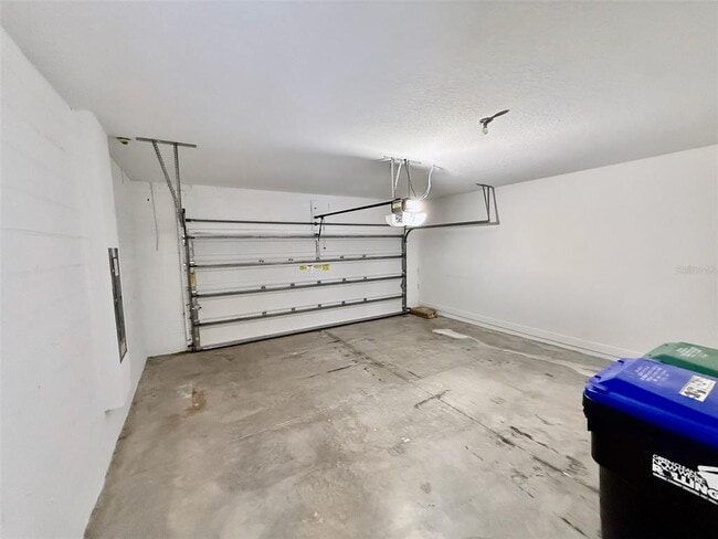 Building Photo - 7242 Carrickbend Ln