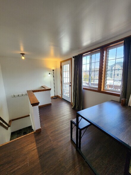 Building Photo - 11 First Street