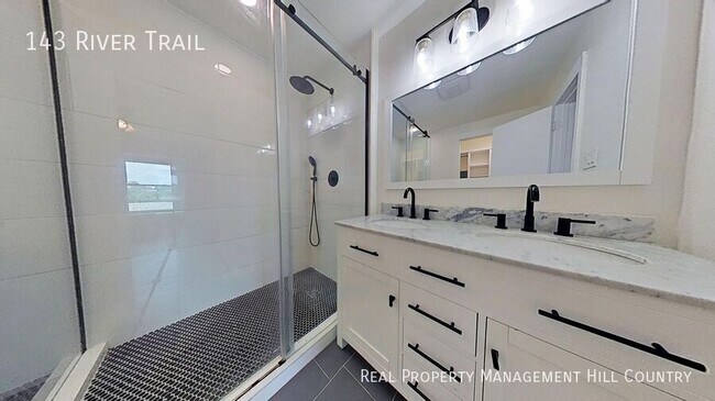 Building Photo - 143 River Trail