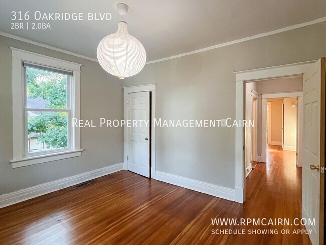 Building Photo - 316 Oakridge Blvd
