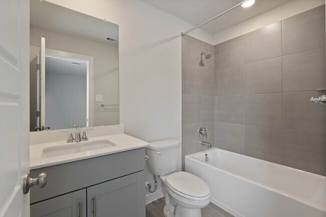 Building Photo - 17901 Stone Ter Ct
