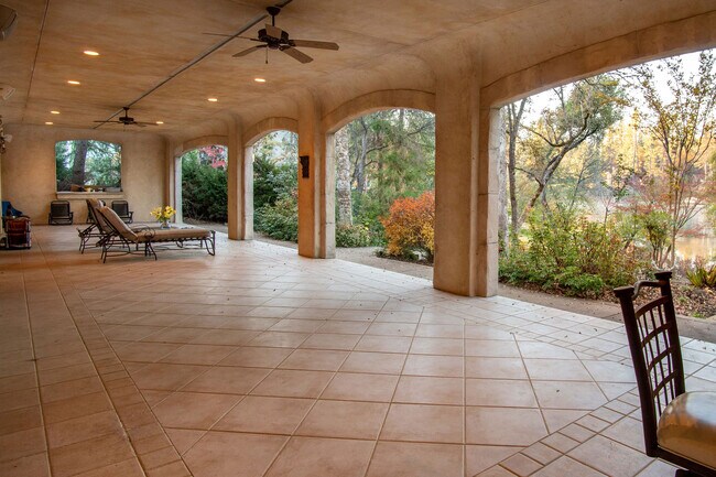 Your Covered patio lakeside. - 18874 Meadowlark Ct