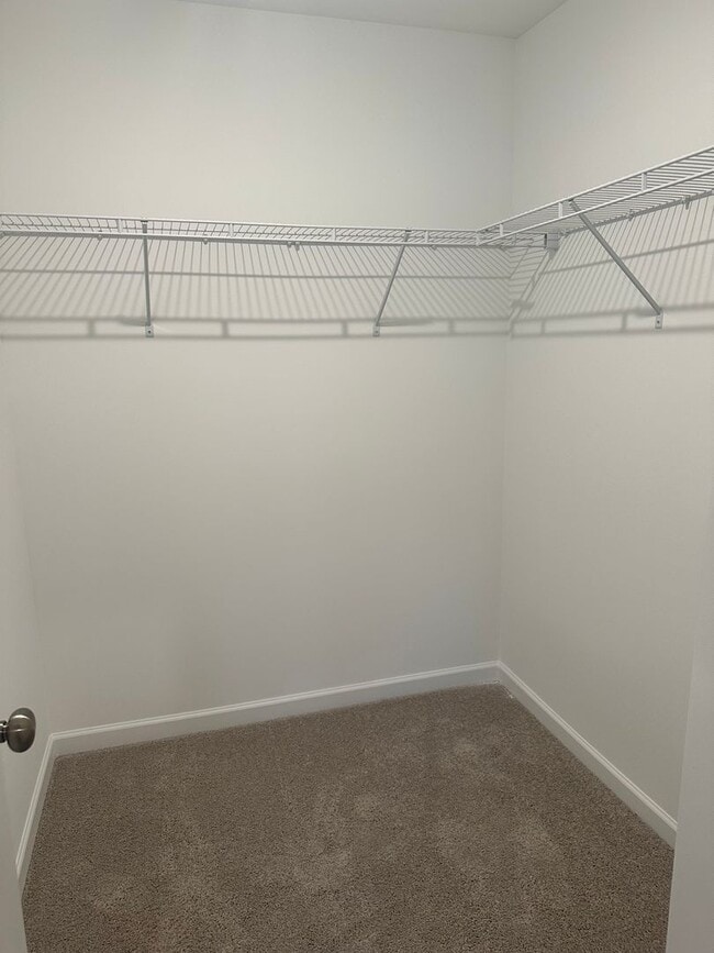 Building Photo - New Townhome in Lincoln
