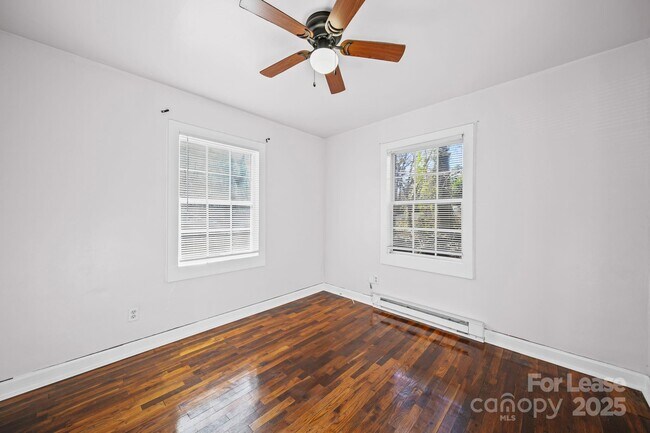 Building Photo - 2621 Druid Hls Wy