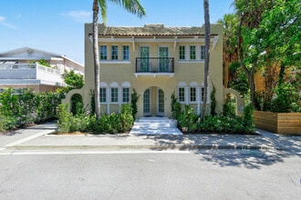 Building Photo - 212 Oleander Ave