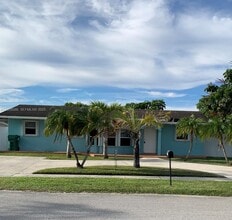 Building Photo - 14300 SW 105th Ave