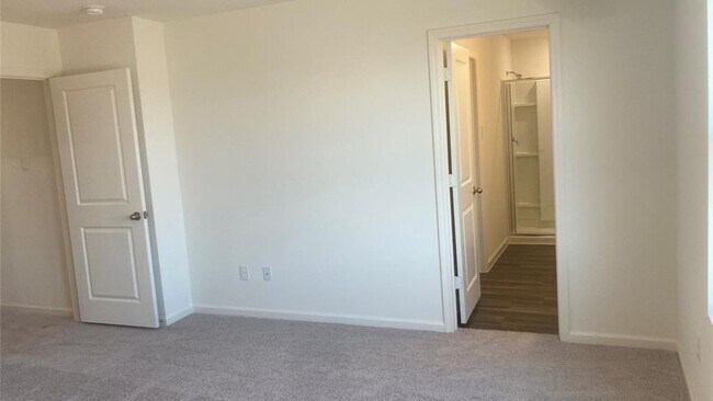 Building Photo - 6820 Bonanza Way