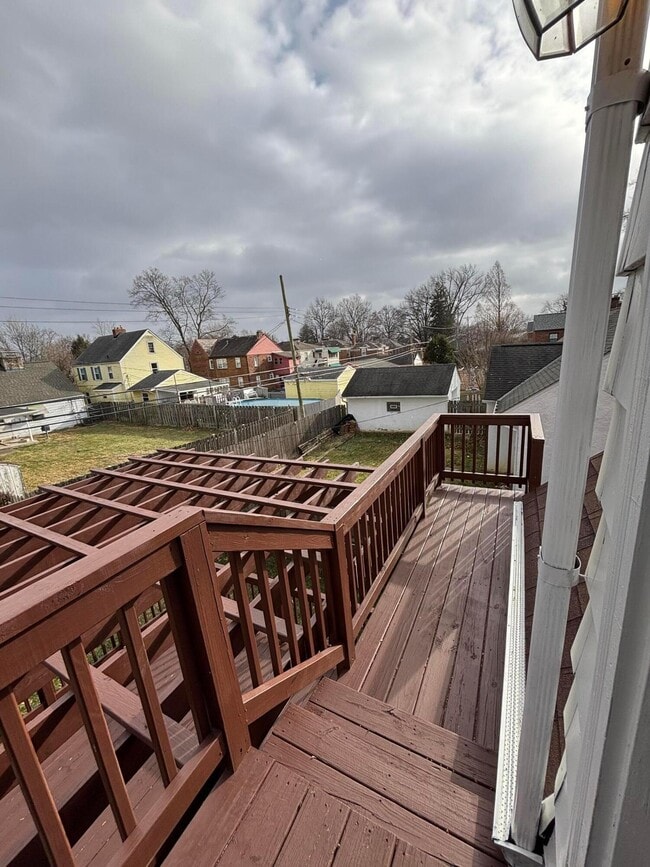 Building Photo - 514 Enfield Rd