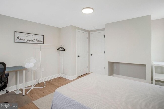 Building Photo - 1102 Carroll St