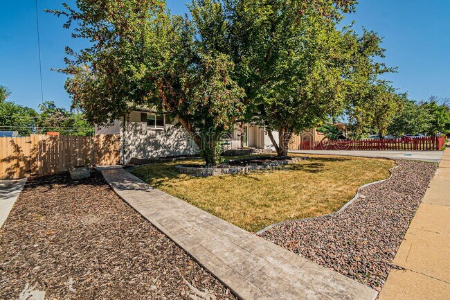 Building Photo - 6636 Depew St