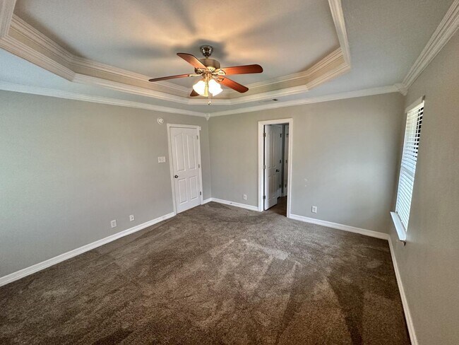 Building Photo - AVAILABLE MID MAY; APPLY TODAY ON OUR WEBSITE!!!