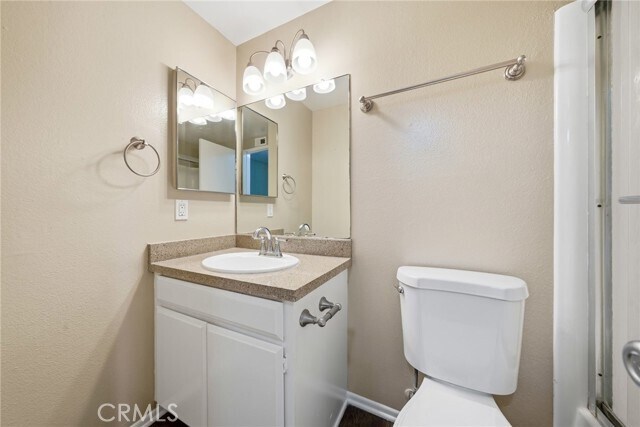 Building Photo - 3340 E Collins Ave