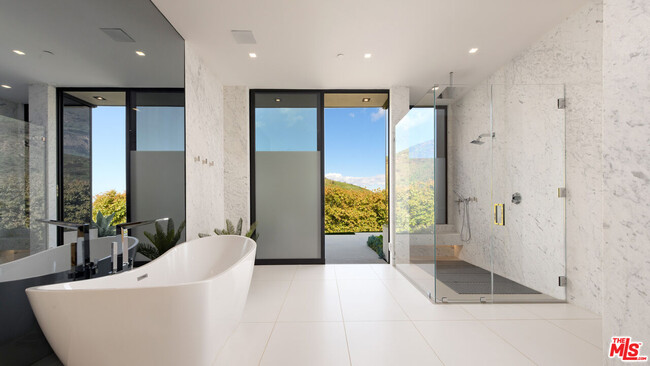 Building Photo - 3881 Puerco Canyon Rd