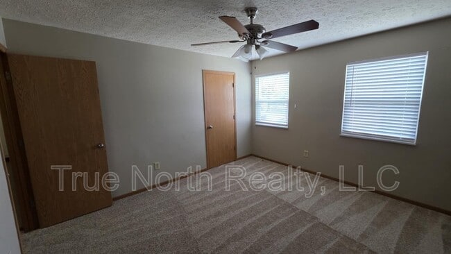 Building Photo - 2581 Sandbury Blvd