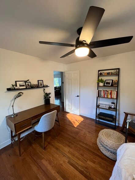 Building Photo - 4218 Saint Clair St