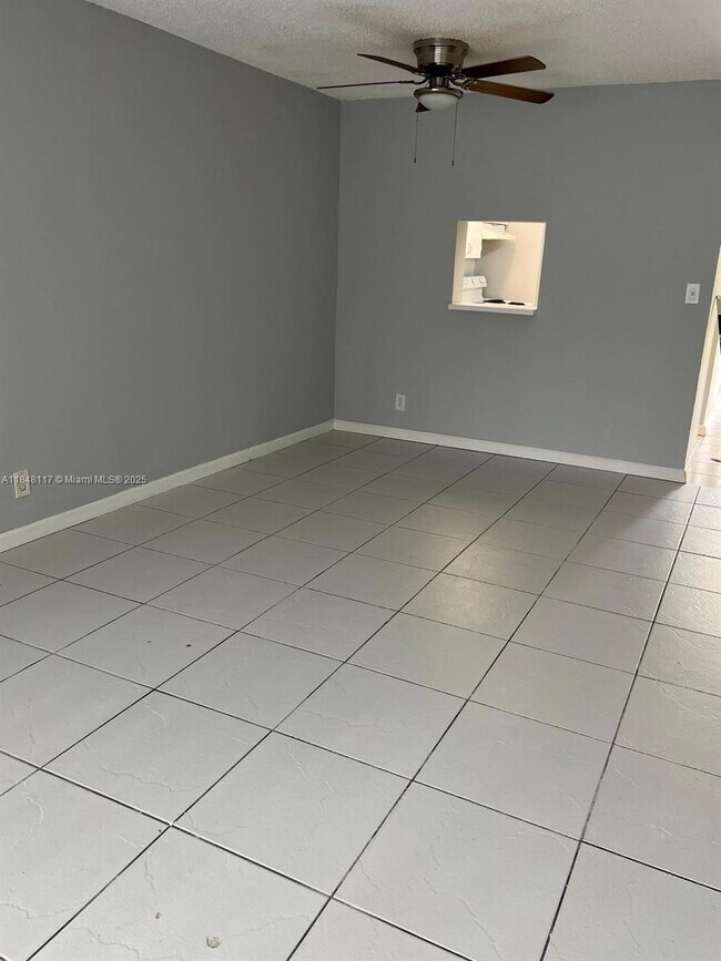 Building Photo - 7925 S Colony Cir