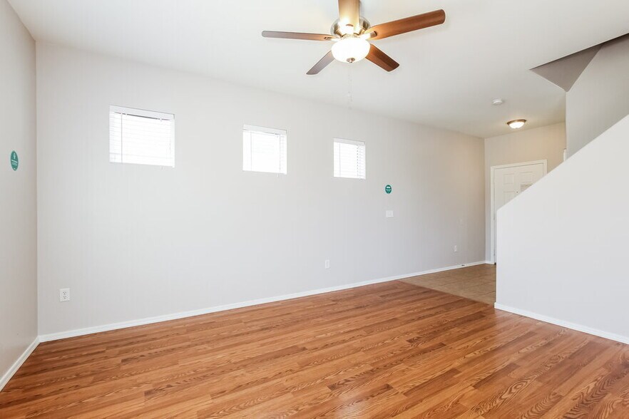 Building Photo - 12179 W Yuma St