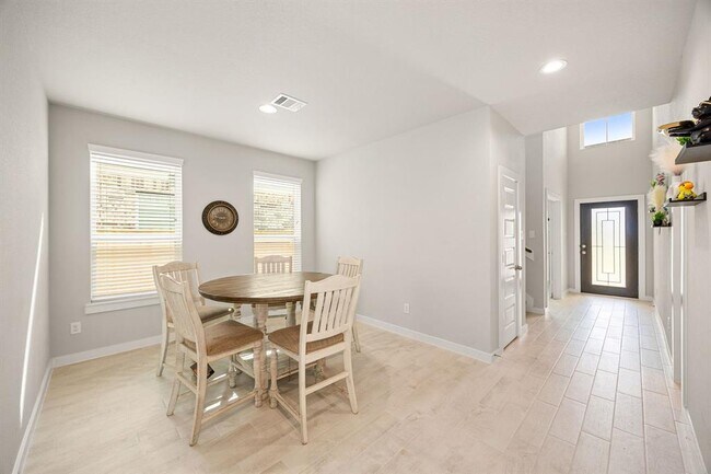 Building Photo - 2907 Skerne Forest Dr